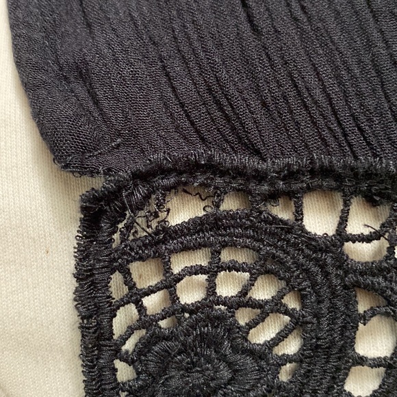 O’Neill Lace Panel Dress - Picture 8 of 8